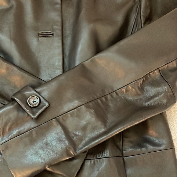🖤 Vintage Banana Republic Leather Coat - Picture 8 of 8